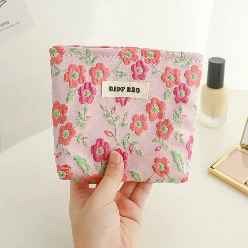 Women\'s Cosmetic Bag Small Pink Flowers Large Capacity Cosmetic Lipstick Storage Bag Portable Coin Purse Commuter Clutch Ins