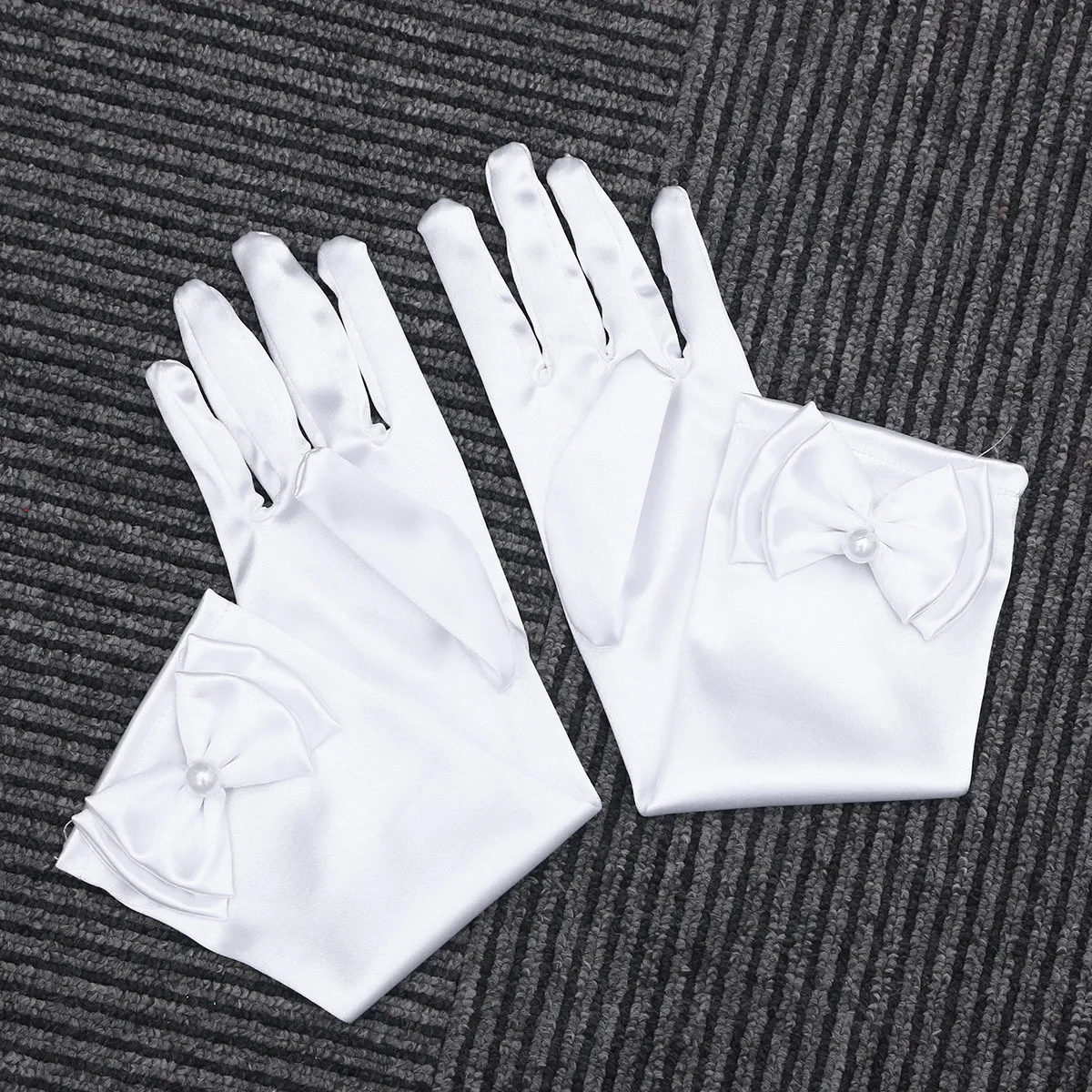 1Pair Children Gloves Satin Bowknot for Stage Performance Banquet Occasions Wedding Party Elegant Flower Girl White