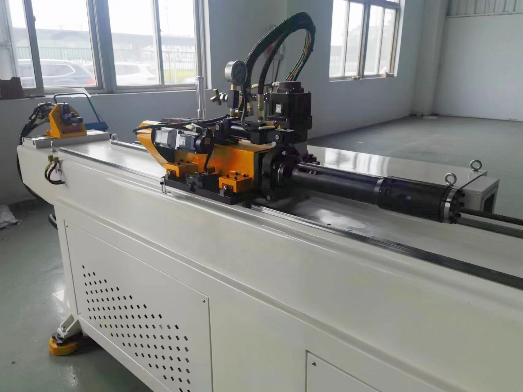 Iron Aluminium Round And Square Pipe Bending Hine Digital Steel CNC Automatic Tube Bender