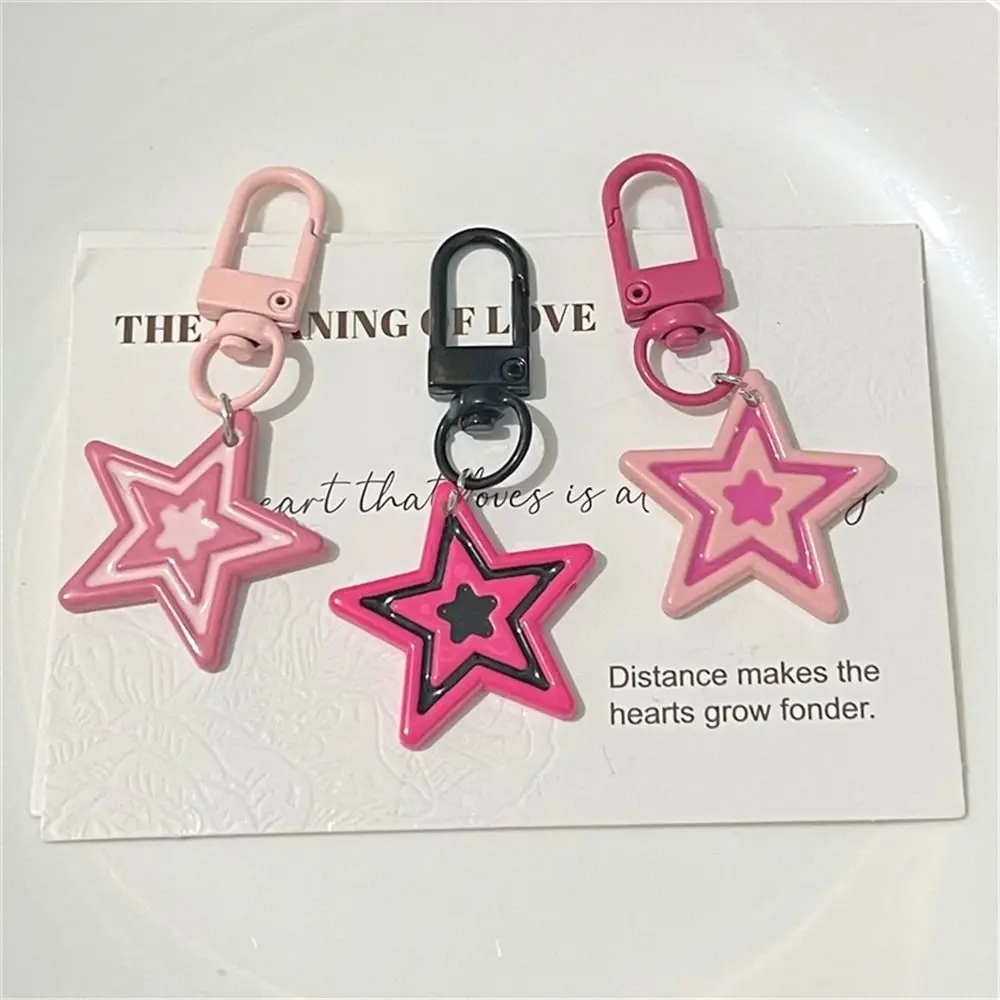 Girls Punk Y2k Star Key Chains Cool Sweet Rose Red Five-Pointed Star Pendant Schoolbag Bag Charms Pink Star Keyring Bag Pendant