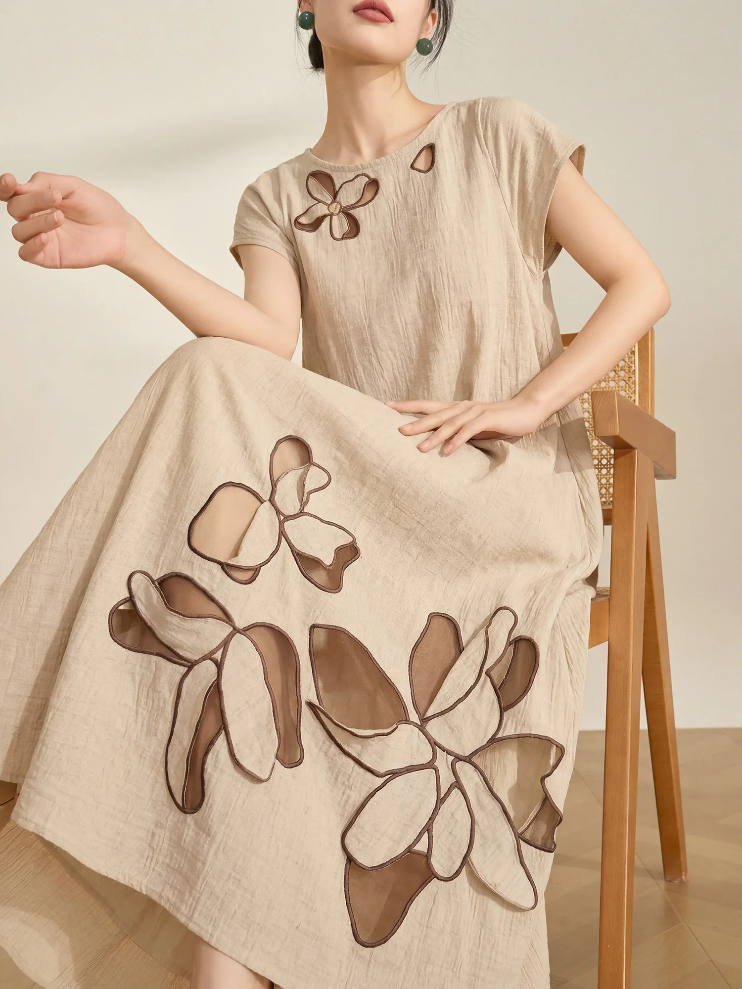 

Элегантное длинное платье с вышивкой и цветочным узором, с короткими рукавами, женское, летнее, для отпуска, повседневное, свободного кроя, H-образный силуэт