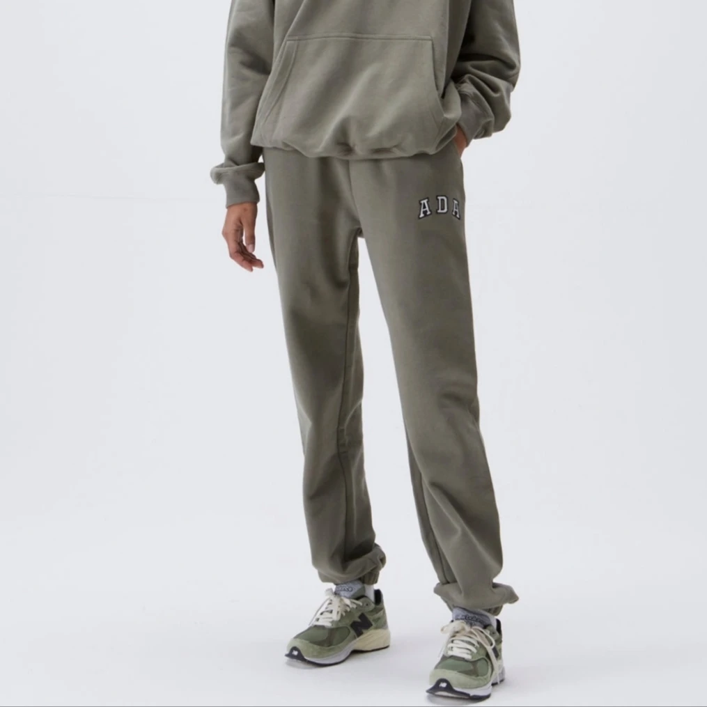 Spodnie dresowe damskie Fitn Spor Brand ADA z grubej bawełny, asymetryczne, luźne, długie spodnie typu string.