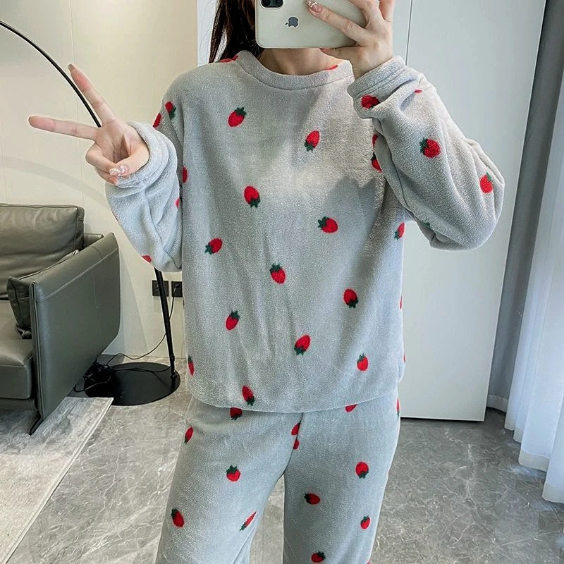 Fleece Pajama Casual Fleece Pajama 2Pcs Pullover Top Elastic Waist Pants Autumn Winter Sweet Cute Strawberry Women Homewear Set