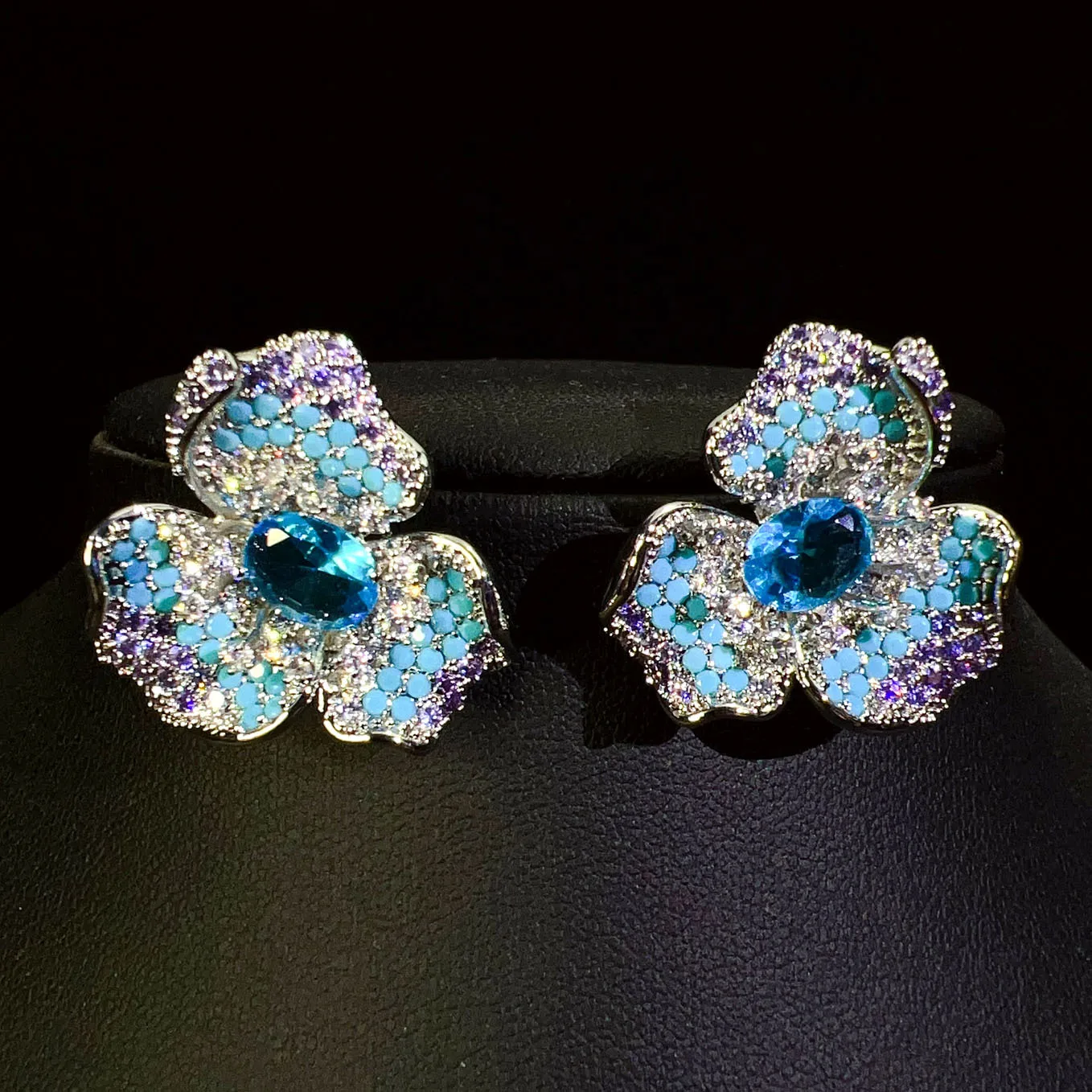 

Red Blue Fushia Zircon Flower Stud Earrings for Women Wedding Bridal Evening Party Shiny Luxury Jewelry Female Gift Dropshipping