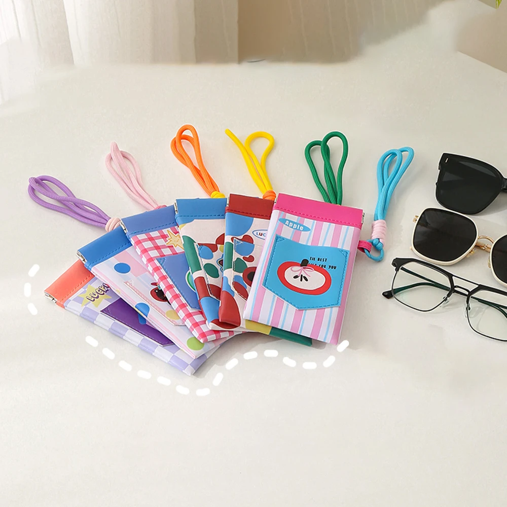 

Cartoon Cute Glasses Bag with Lanyard Keychain Sunglasses Storage Bag PU Leather Glasses Case Portable Travel Eyewear Organizer