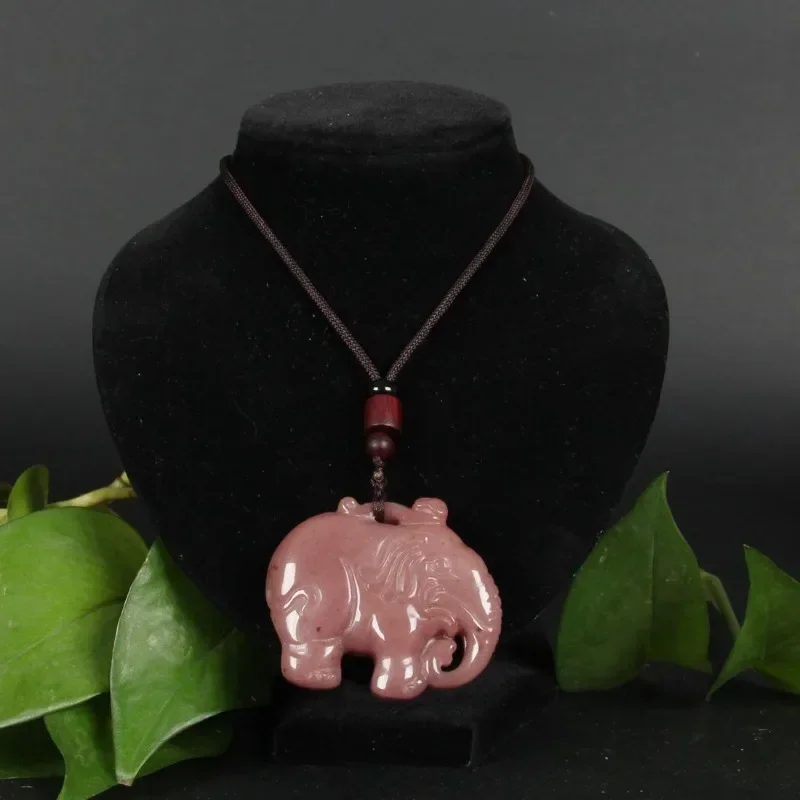 Golden Silk, Jade, Chicken Blood, Red Elephant Pendant Necklace, Auspicious and Successful