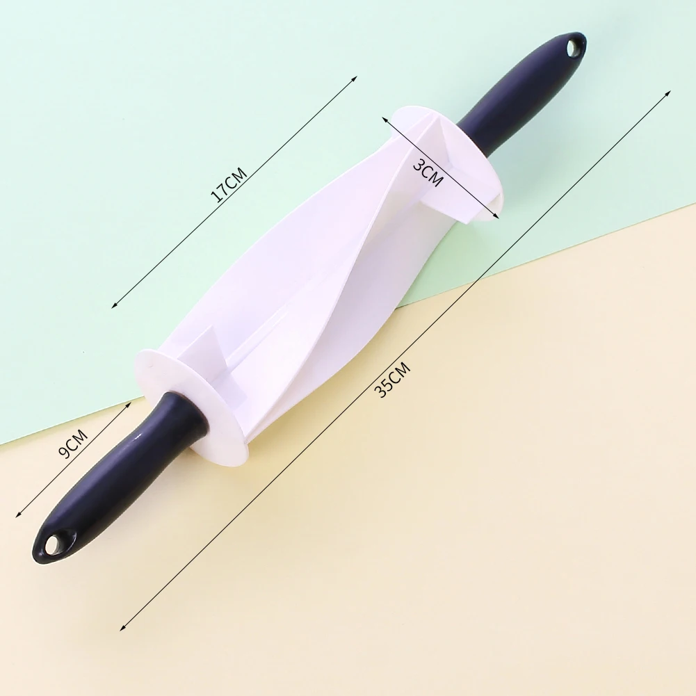 Croissant Cutter Roller Plastic Croissant Rolling Bread Dough Pastry Kitchen Baking Tool