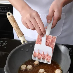 4 Rows Meatball Maker Plastic Non-Stick Meatball Maker for Fried Fish Beaf Meat Making Balls Kitchen Gadgets Cooking Accessorie
