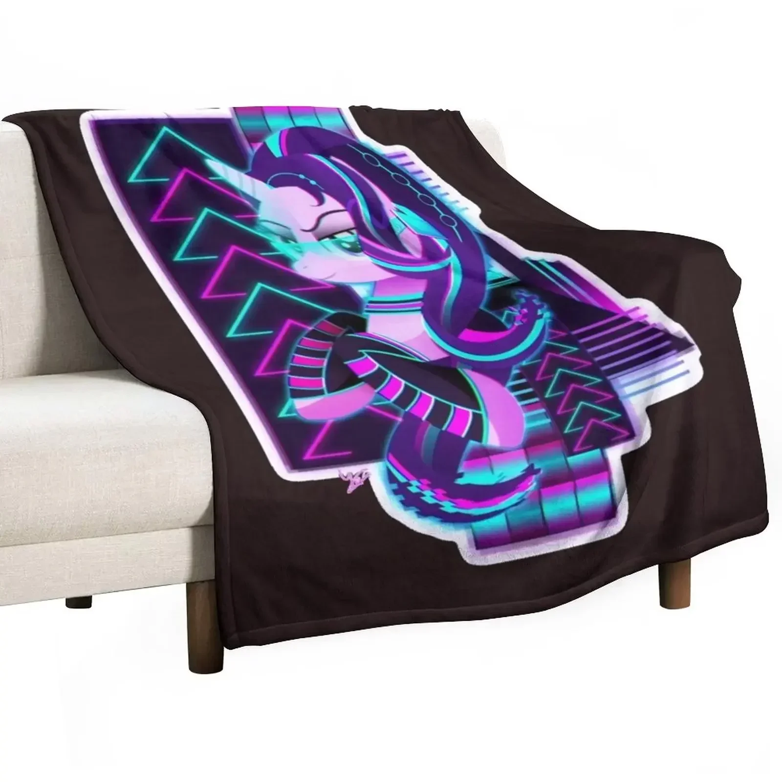 Synthwave Starlight Glimmer Classic T-Shirt Throw Blanket Plaid on the sofa Luxury Designer Furry for winter Blankets