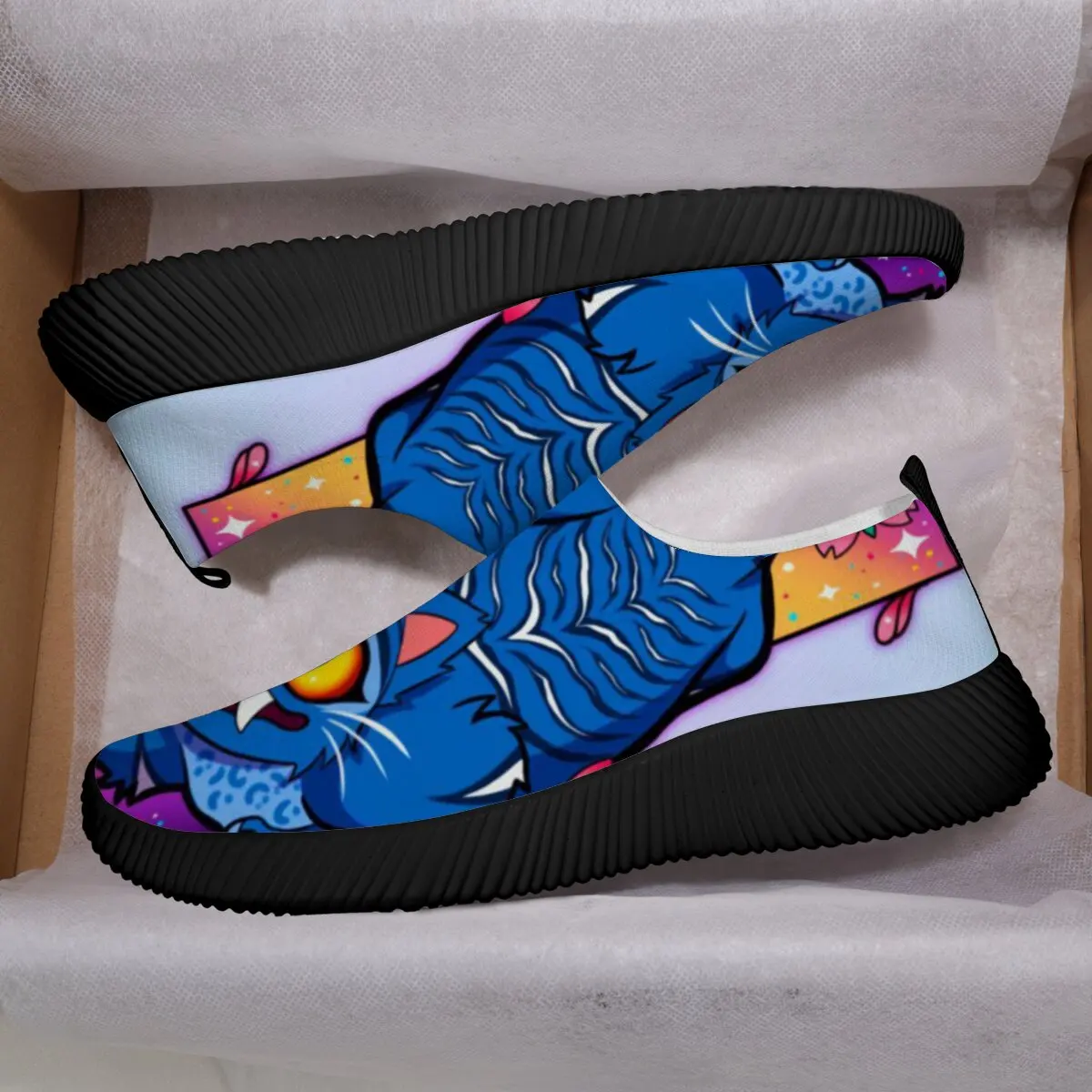 

New Type of Casual Sports Shoes with A Flat Bottom and Low Top Flying Weaving Witch Hunter Cartoon Large-sized Lace-up Design