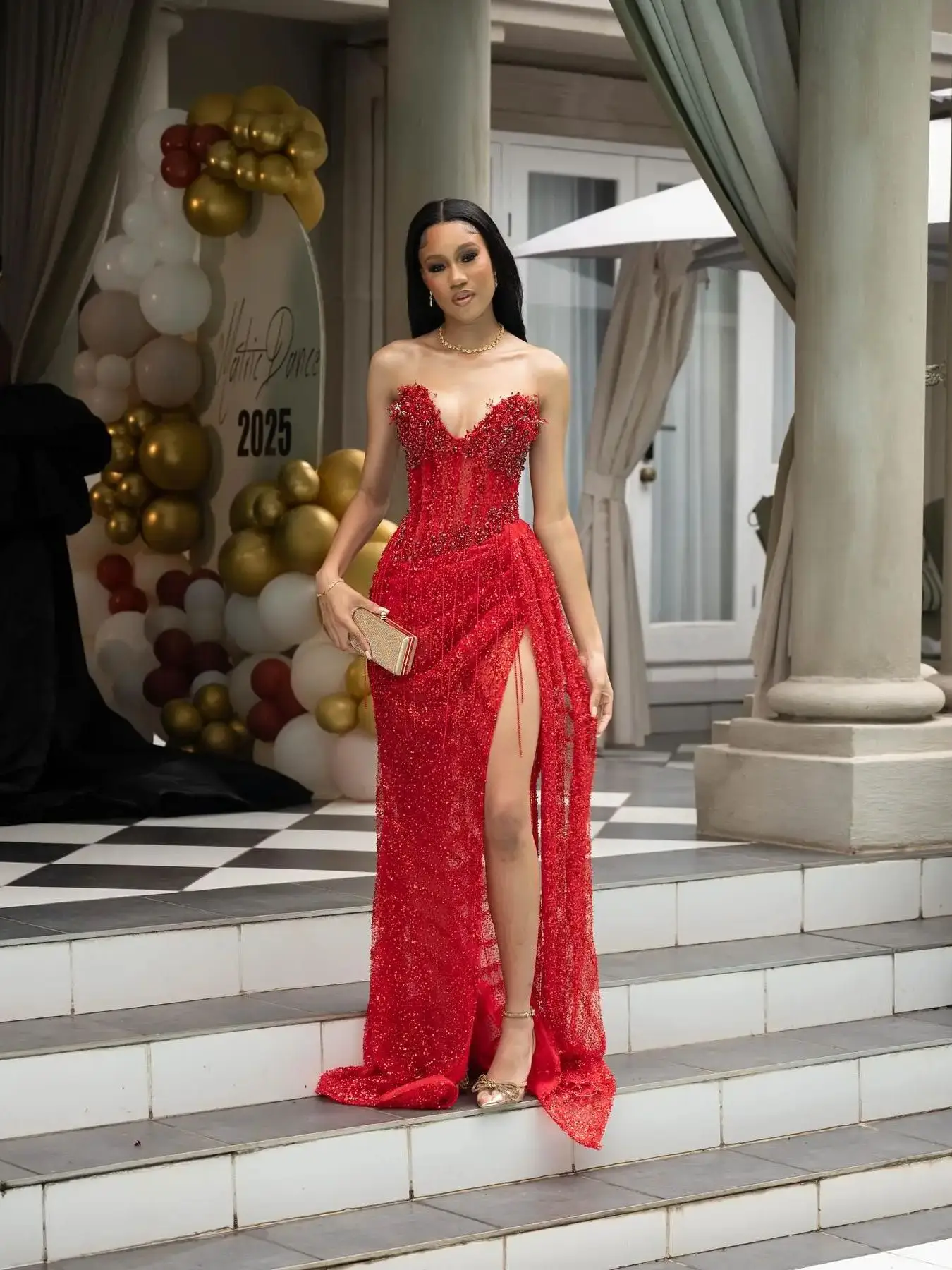 

Exquisite Sexy Red Beading Tassel V Neck Side Slit Prom Dress Glittering Sequins Crystal Luxury Prom Wedding Party Gowns