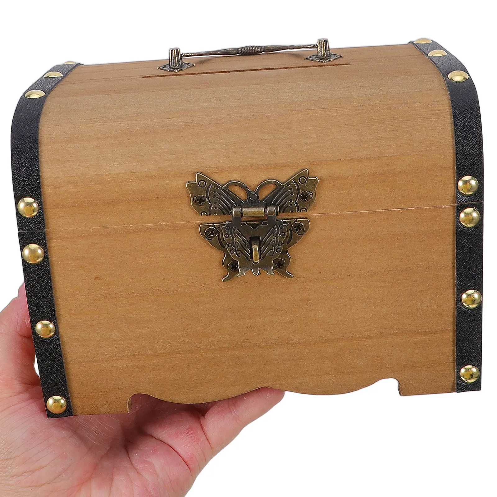 Retro Treasure Ches…