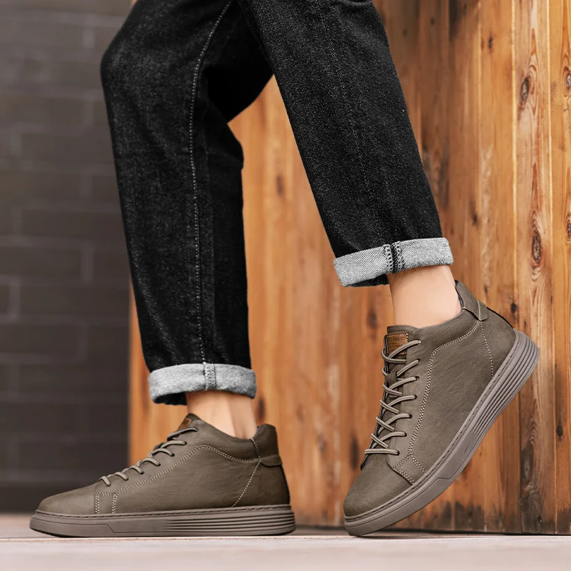 37-47 사이즈 남성용 보온 가죽 신발, 운동화, 캐주얼 신발, 패셔너블한 스타일, 하이킹 및 야외 활동에 적합