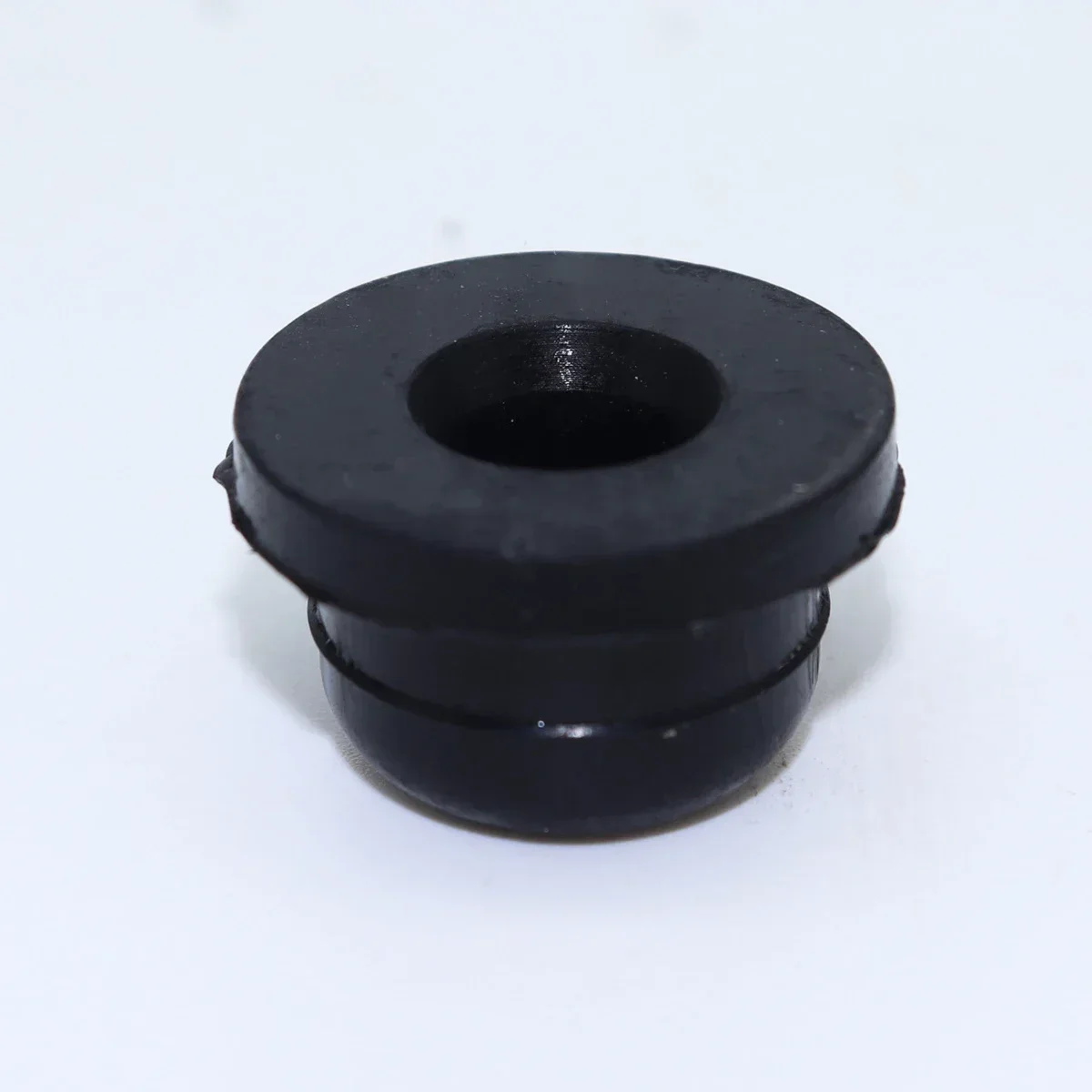 Washer Bottle Pump Rubber Seal For VW Audi Seat Skoda 431955465A Windscreen Windshield Water Reservoir Gasket Grommet 20.2x9.5