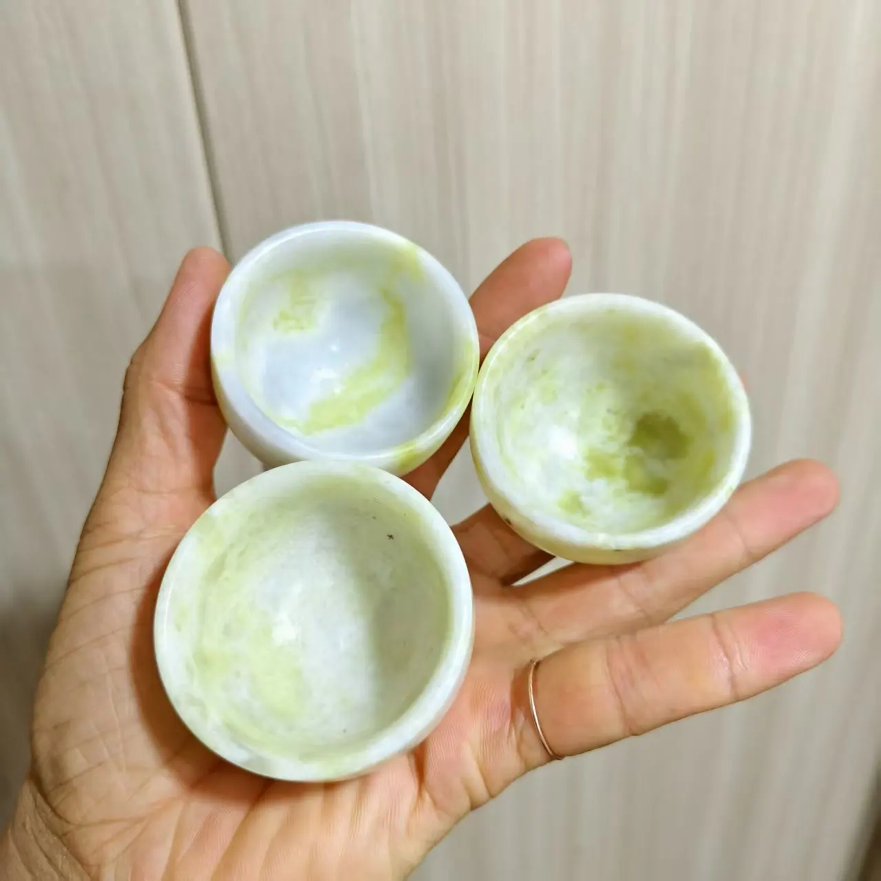 Natural Lantian Jade Tea Bowls, Quartz Crystal Jade Hand-Polished Tea Cups, Mineral Healing Ornaments