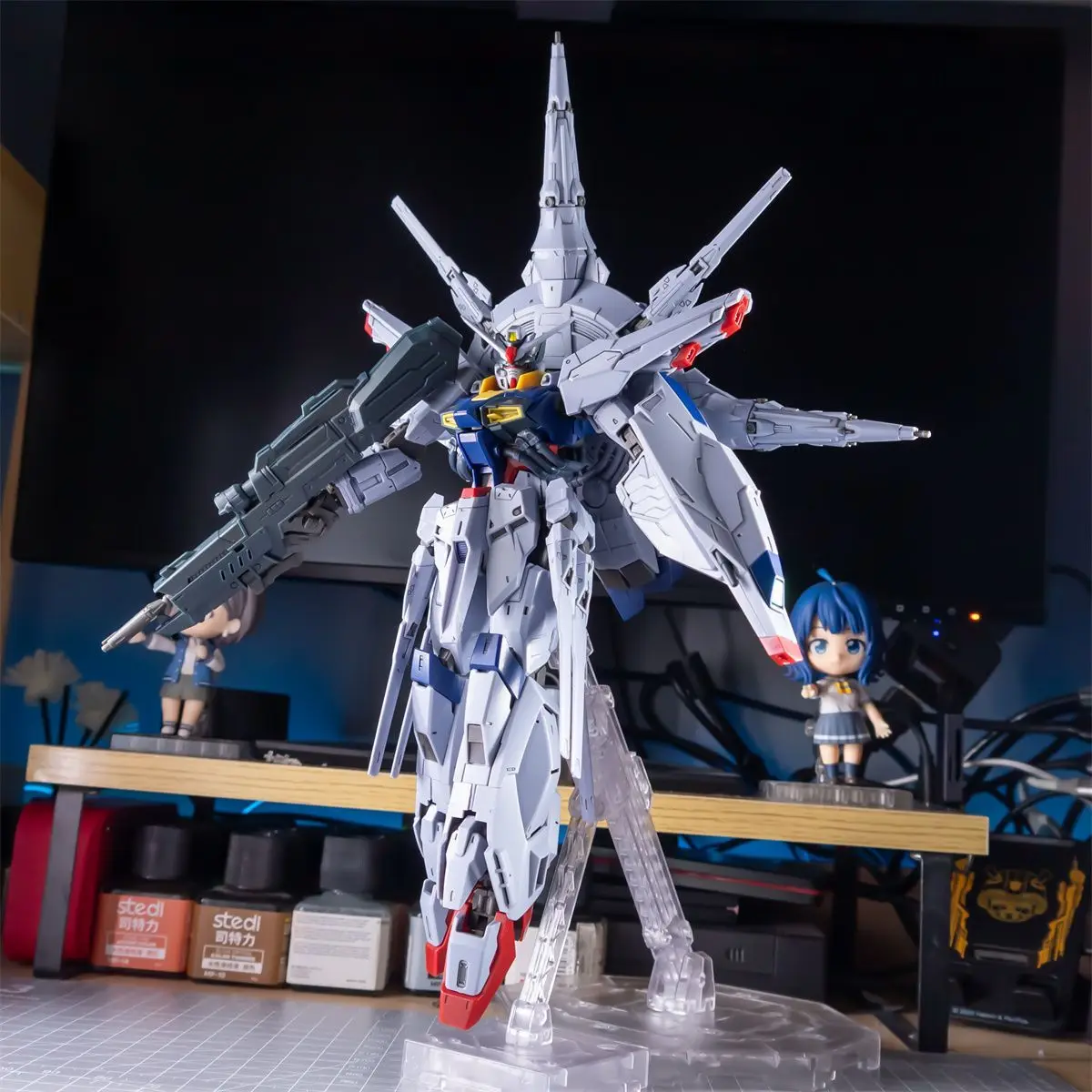 Huiju Zgmf-X13a بروفيدنس الجمعية Mecha نموذج أطقم نموذج 1/100 MG بولي كلوريد الفينيل الهيكل العظمي أنيمي جمع الشكل لعبة روبوت هدية