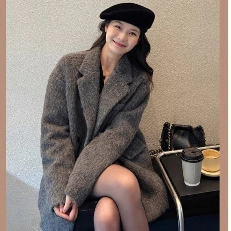 

Корейская версия модного высококачественного пиджака в западном стиле, новинка осени-зимы 2026, утепленное пальто-костюм, женская мода.