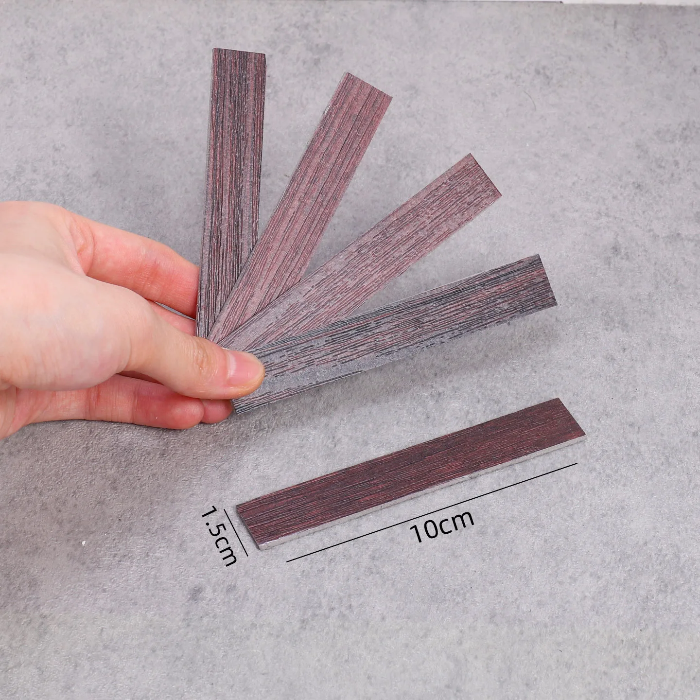 20pcs Mini Simulation Wood Floor Tiles Fake Wood Grain Flooring Model Dollhouse Miniature Scene Decoration Doll Accessories