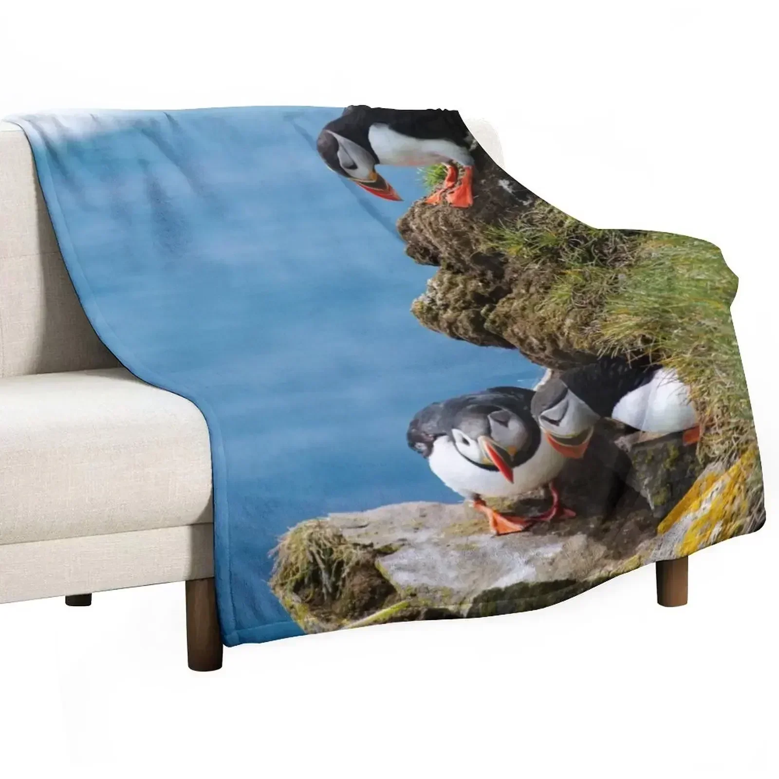 

New Peeking Puffins Throw Blanket Summer Beddings Furrys Blankets