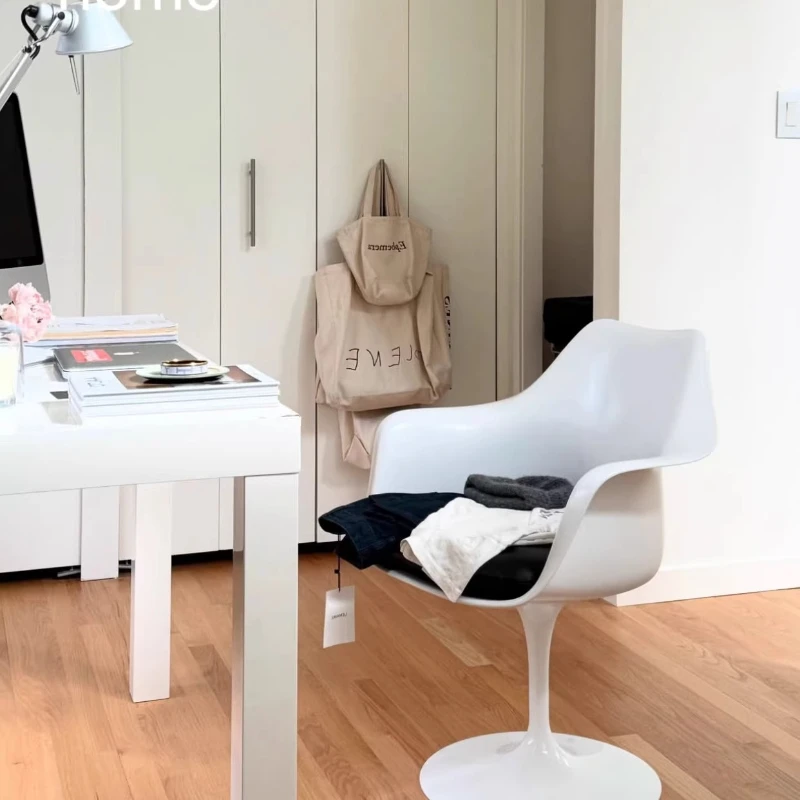 Tulip dining chair rotatable simple modern white ins medieval chair soft bag designer