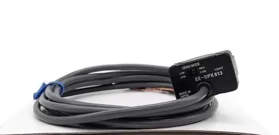 EE-SPX613 E2K-F10MC1 E2K-L26MC1 Lichtschranke