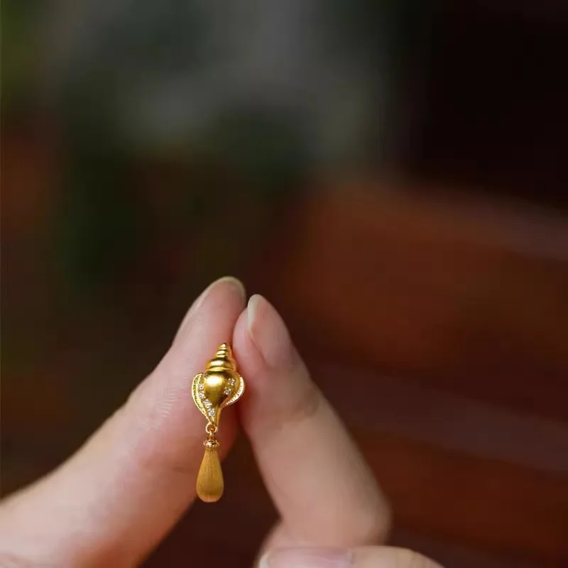 Antique gold crafts brushed diamonds inlaid conch water droplet earrings for women unique and beautiful earring banquet jewelry