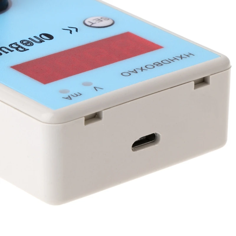 Handlicher Digitaler Signalgenerator 0–10V / 0–22mA – Spannungs-Strom-Simulator Mit 3 Stromversorgungsoptionen, Inkl. USB-Kabel Und Zubehör