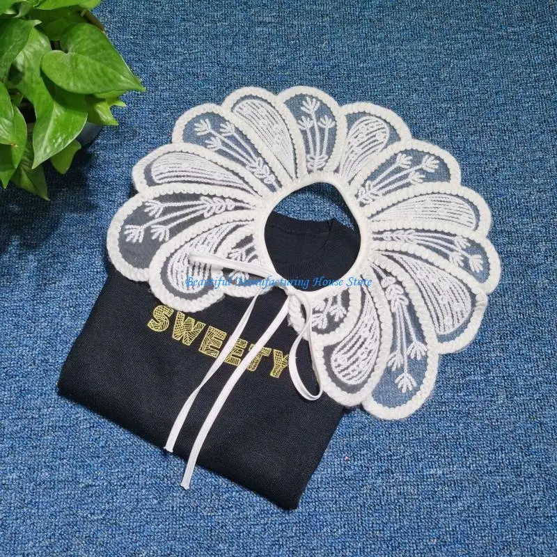 E56A Women Embroidery Crochet Floral Fake Collar Scarf Wrap Elegant Petals Shawl Capelet Lace-Up Bow Necklace
