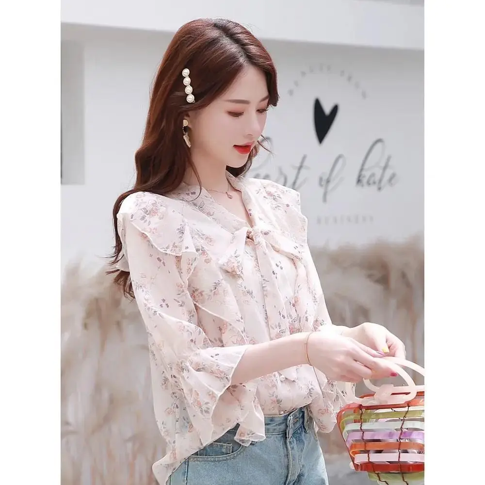 Western Style Chiffon Top for Women a Fairy Like Floral Chiffon Shirt with Ruffled Edges and Seven Quarter Sleeves