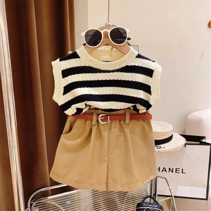 

Summer children's outfit for girls: knitted striped elastic tank top with British-style shorts two-piece set