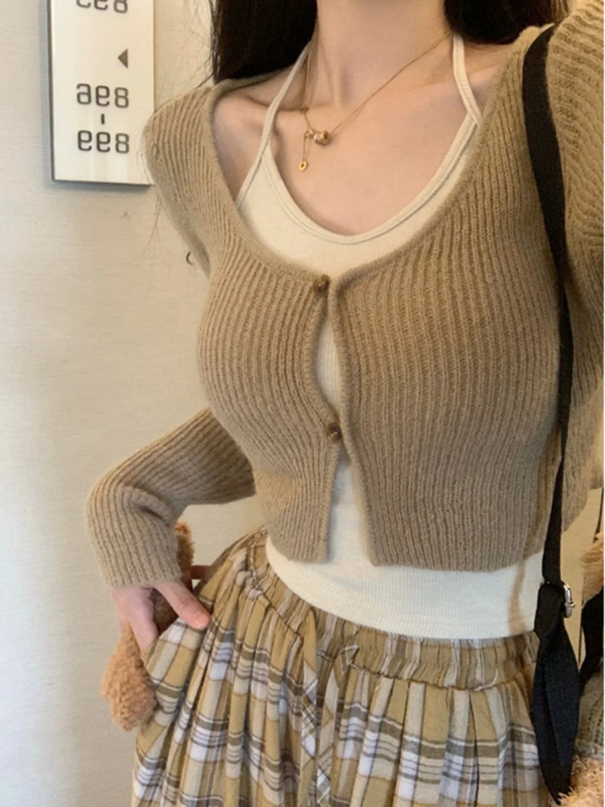 Sweet And Spicy Sle Women's Knitted Top Slim Fit ort Korean Faion Inner Wear Base irt for Autumn Winter New Arrival