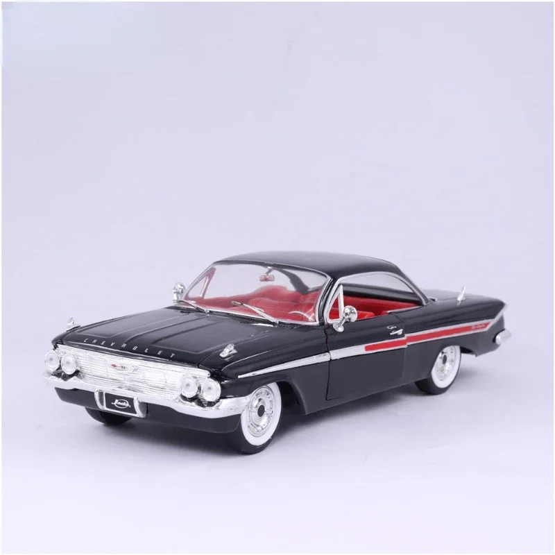 

Модель автомобиля Chevy IMPALA из металлического сплава, 1:24, 1961