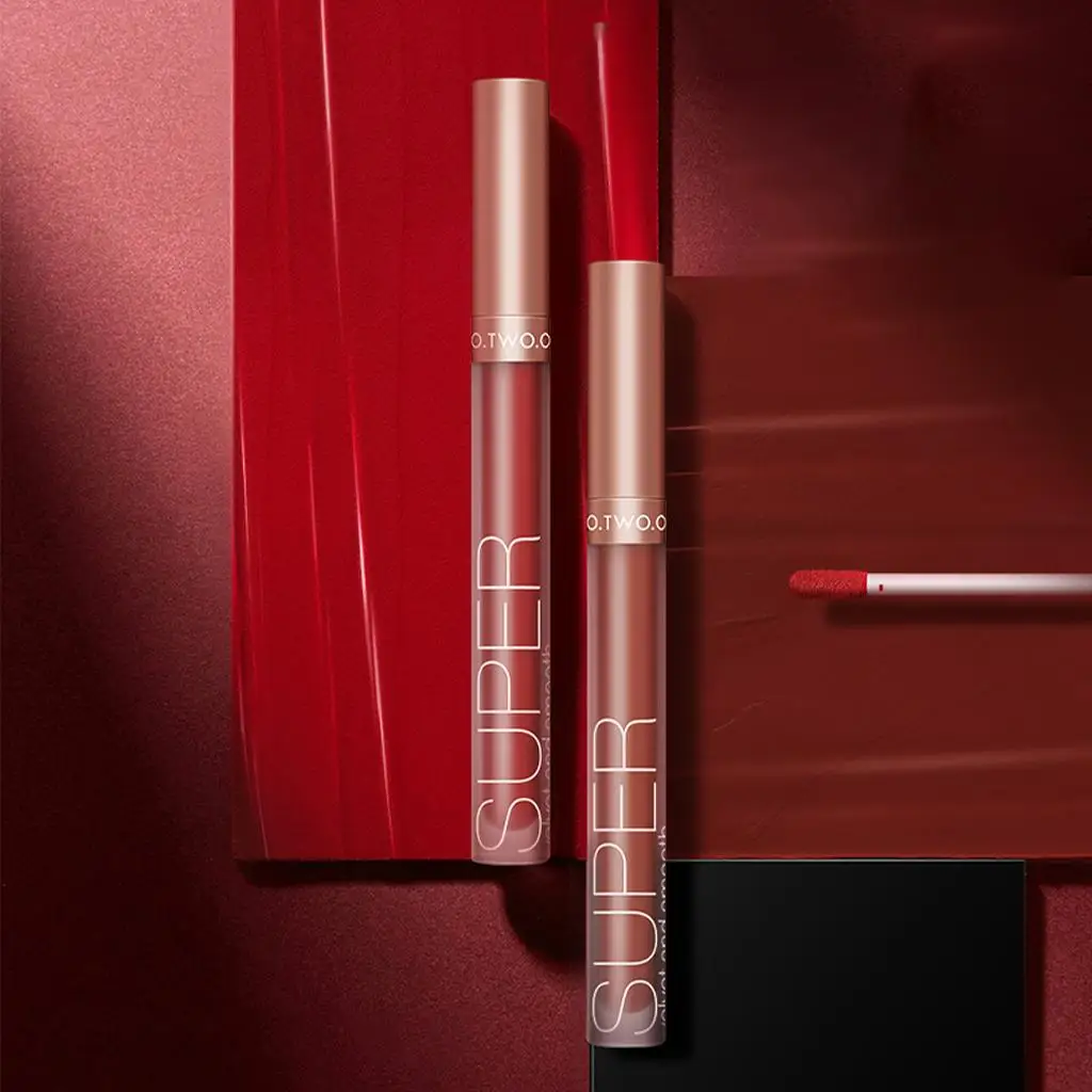 Rossetto opaco a 12 colori Lucidalabbra impermeabile Penna per labbra idratante a lunga durata per trucco di bellezza