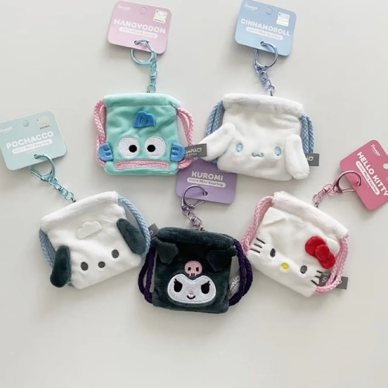 

Kawaii Sanrio Hobby Kuromi Cinnamoroll Hello Kitty мультяшная плюшевая сумка для хранения на шнурке уличная сумка для наушников подарок на день рождения