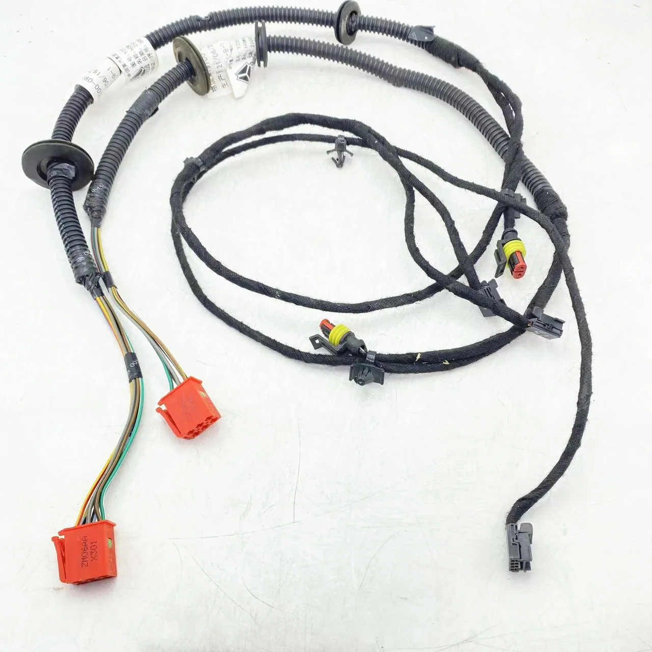 For CNHTC SINOTRUK HOWO Door Wiring Harness Original Truck Parts YZ9700770947 Main Driver YZ9700770946 Co-driver