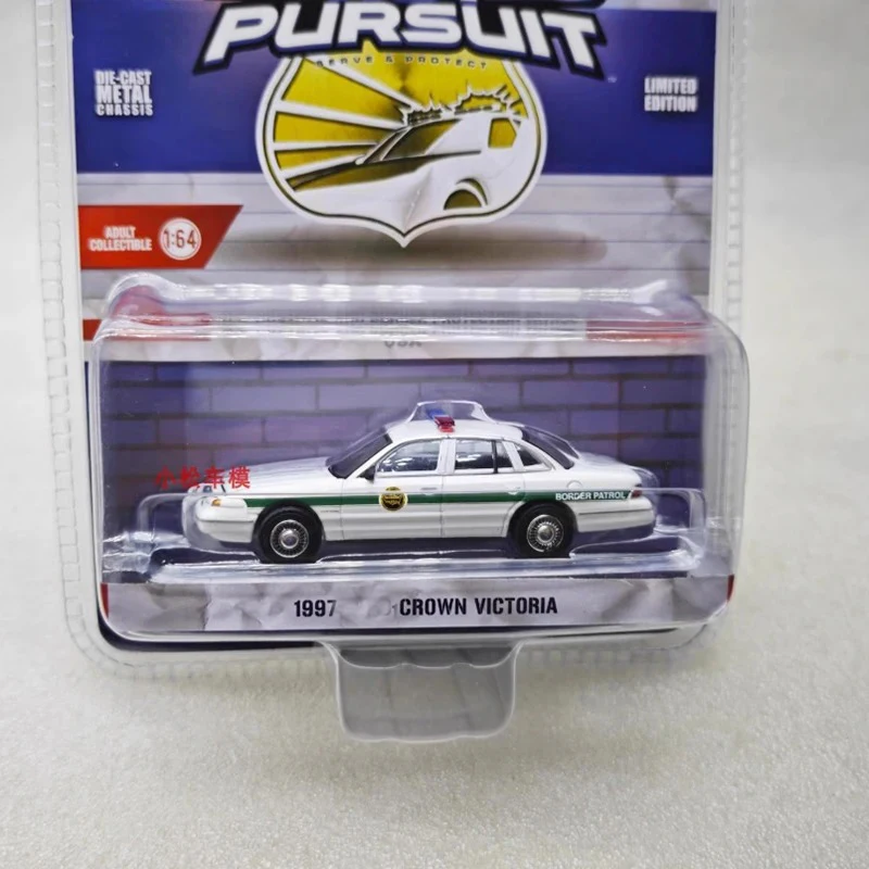 Greenlight Diecast Alloy 1:64 1991 LTD Crown Victoria/1997 Crown Victoria Car Model Holiday Gifts Toys