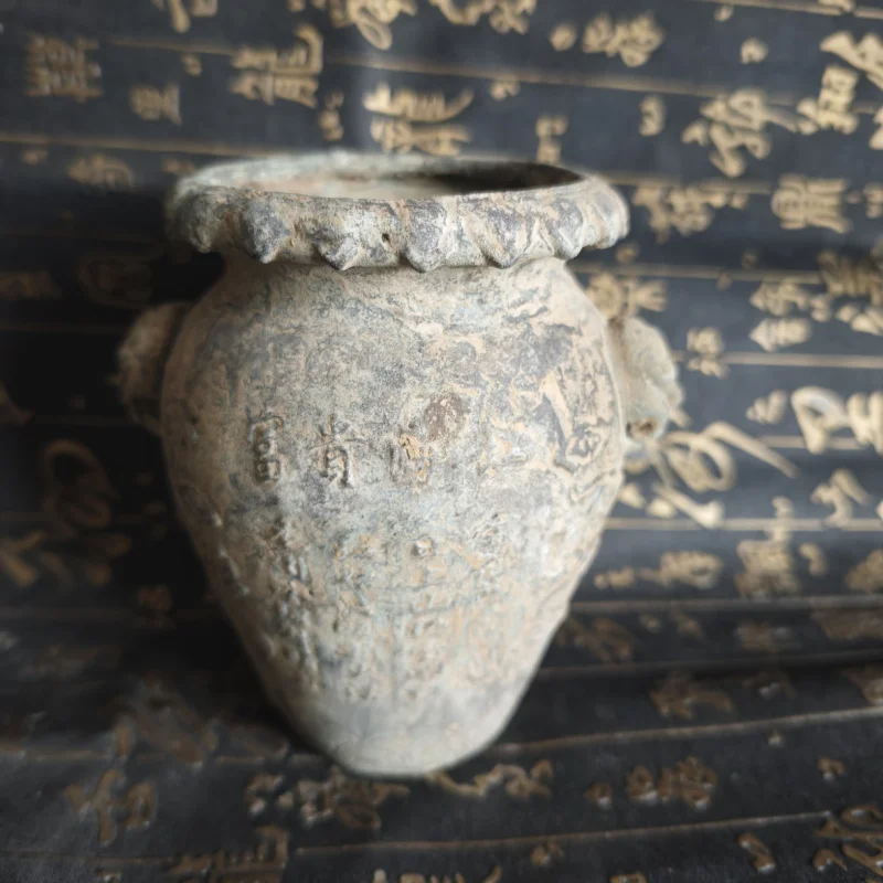 กระเป๋าวินเทจเก่าแท้ Qing Qianlong ปี Bronze บรรเทารูปแบบมังกรหม้อคู่หู Lucky เก่าทองแดงหม้อ Bronze เครื่องประดับ