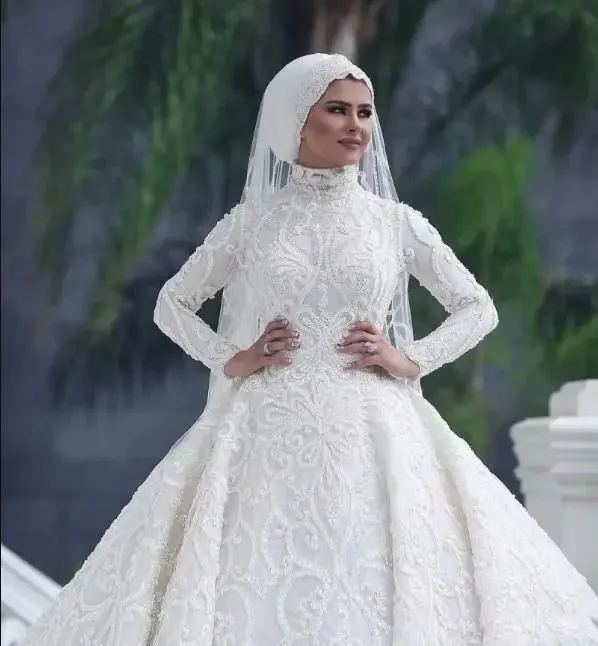 Customized Fashion MusLim Hijab Long Sleeve High Neck Arabic Custom Made Bridal Bride Wedding Dress 2024