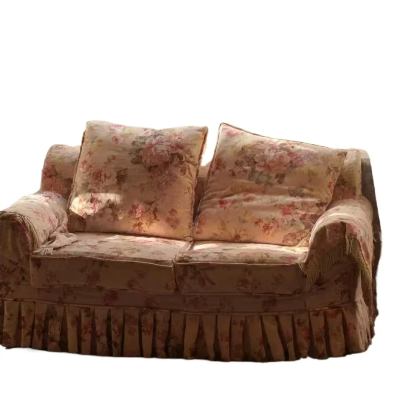 

French retro style fabric sofa small apartment living room bedroom designer homestay photography photo atmosphere double