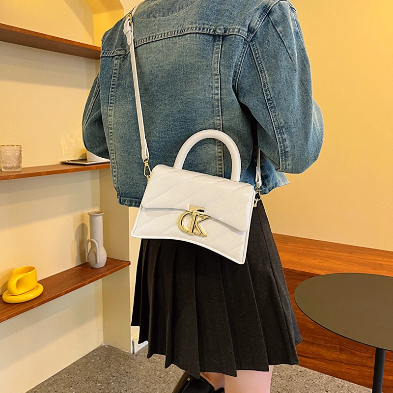 

Stylish Women's Tote Bag Designer Leather Handbags With Removable Shoulder Strap Spacious Work Essentials