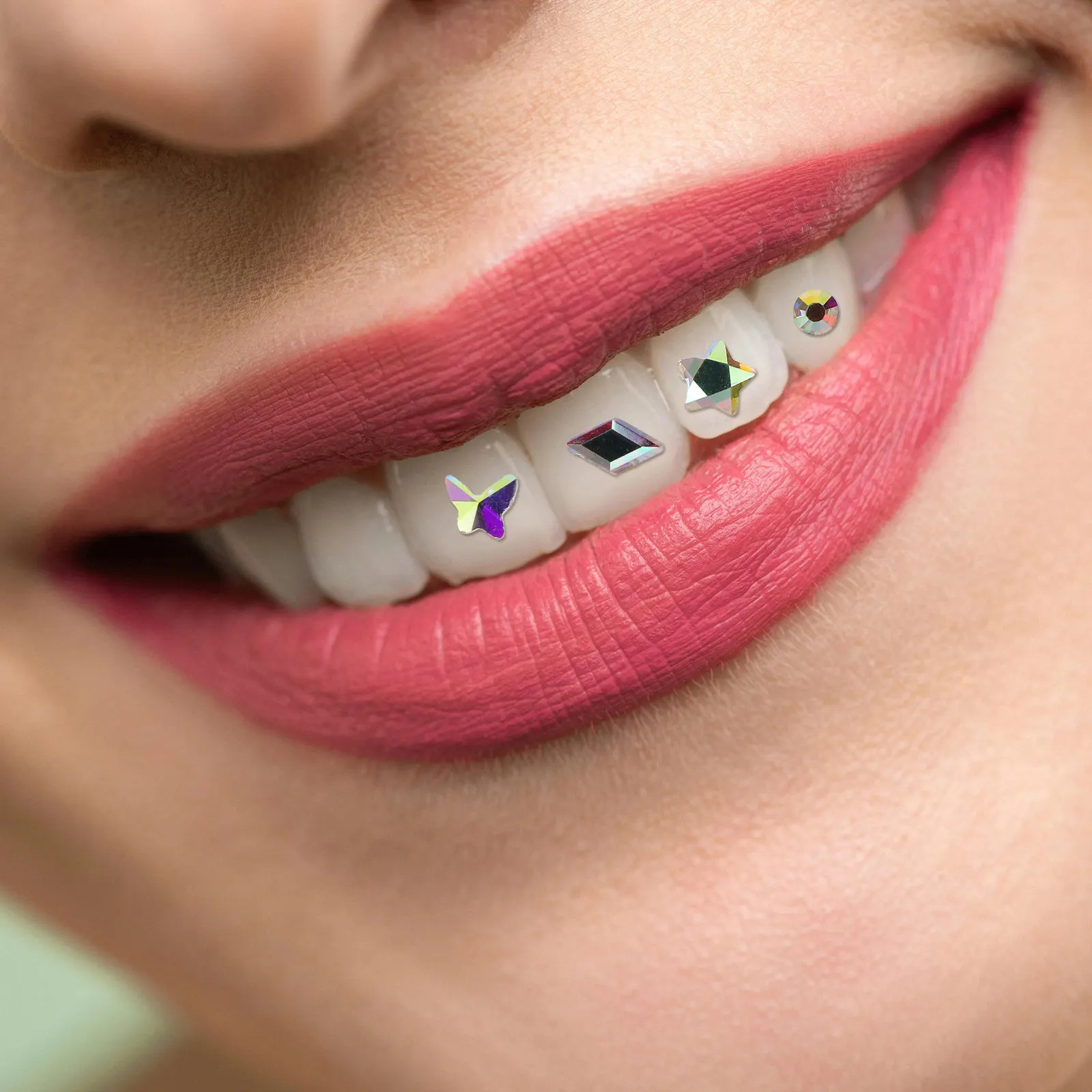1Set Complete Teeth Gems Kit Crystal Rhombus Flatbottom Rhinestones for Tooth Ornament DIY Sparkle Decoration Glamorous Smile