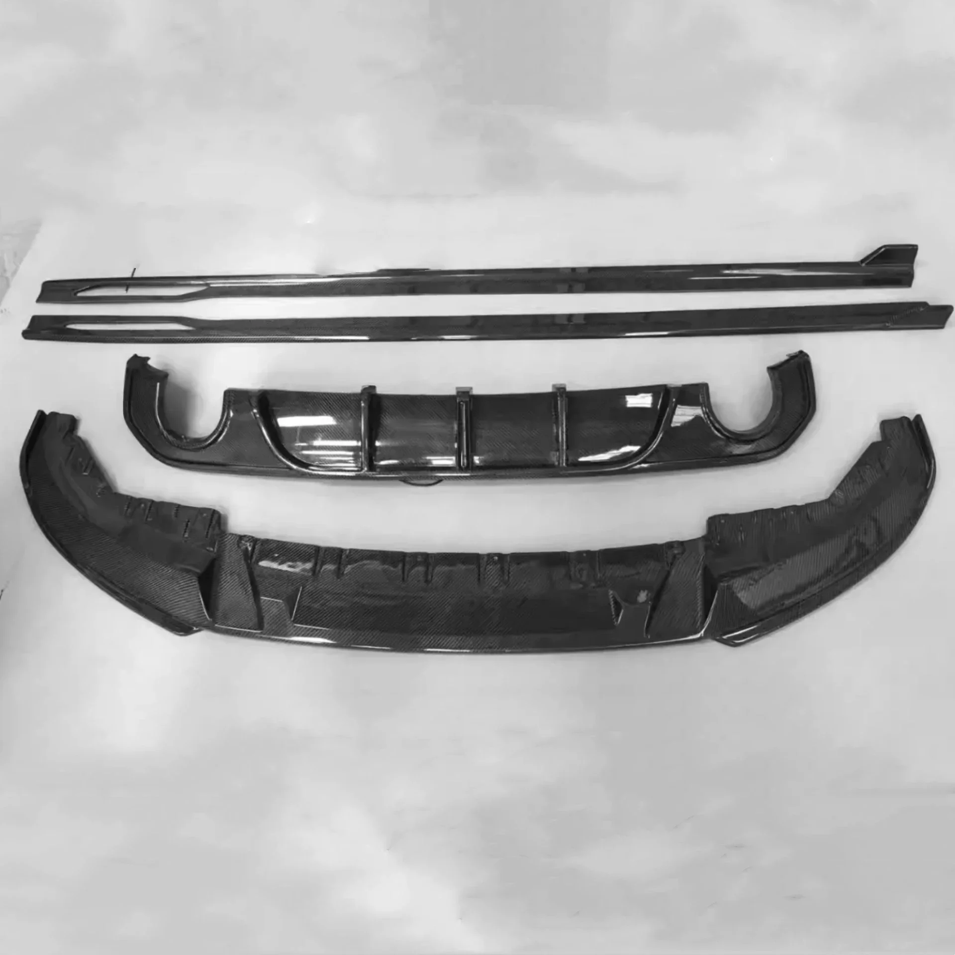 

Body Kit Carbon Fiber Front Rear Lip Side Skirt for BMW 4 Series G26 i4 Side Shovel Car Accessories