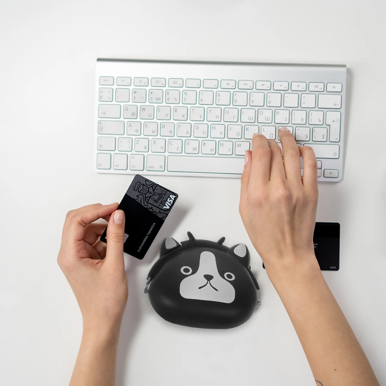 

2Pcs Silicone Change Pouch Animal Shape Keychain Lovely Cartoon Coin Bag Smooth Hand Feel for Gifts Organization Storage