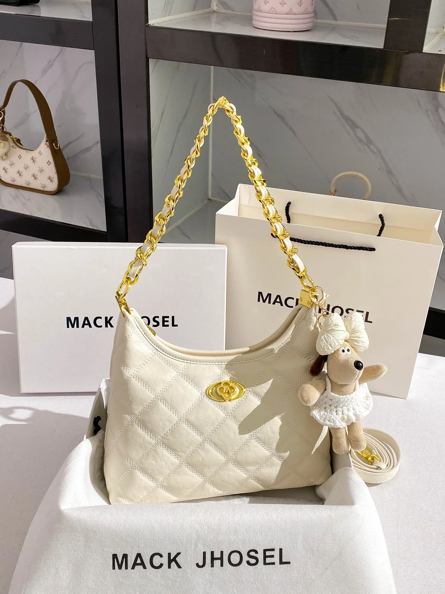 sac-fourre-tout-majhosel-ele-small-fraance-sle-chain-pour-femme-nouveau-modele-2026-sac-sous-le-bras-en-cuir-souple-orne-de-diamants