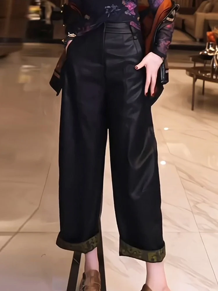 กางเกงหนังขายาวทรงขากว้างเอวสูงสไตล์จีนใหม่สำหรับผู้หญิง แฟชั่นลำลอง ช่วยให้ดูผอมเพรียว ใช้งานได้หลากหลาย ฤดูใบไม้ร่วง 2025