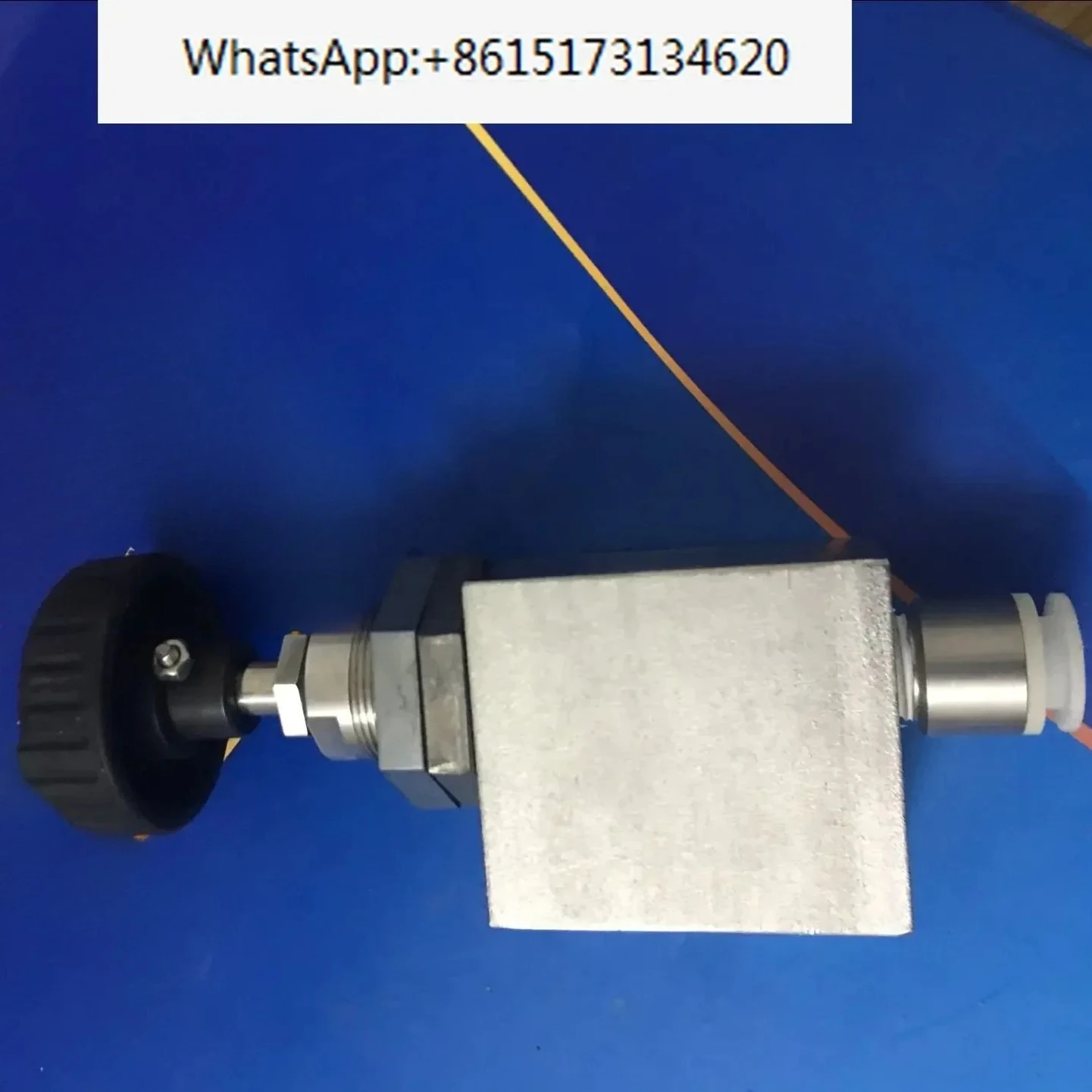

pressure needle valve with two split threads on both sides