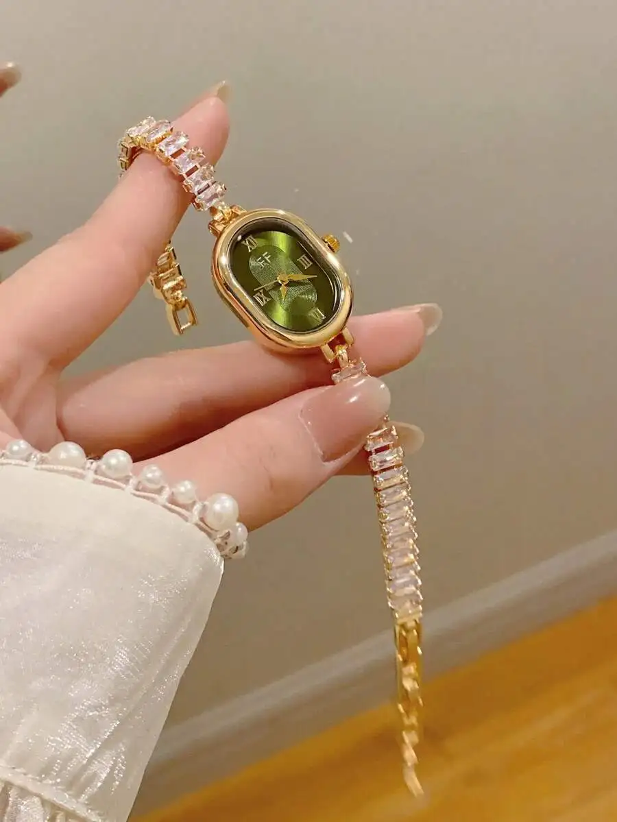 1PC Small Exquisite And Elegant Fashion Simple Number Women's Bracelet Watch Square Elegant Quartz Watches, Suitable For Daily