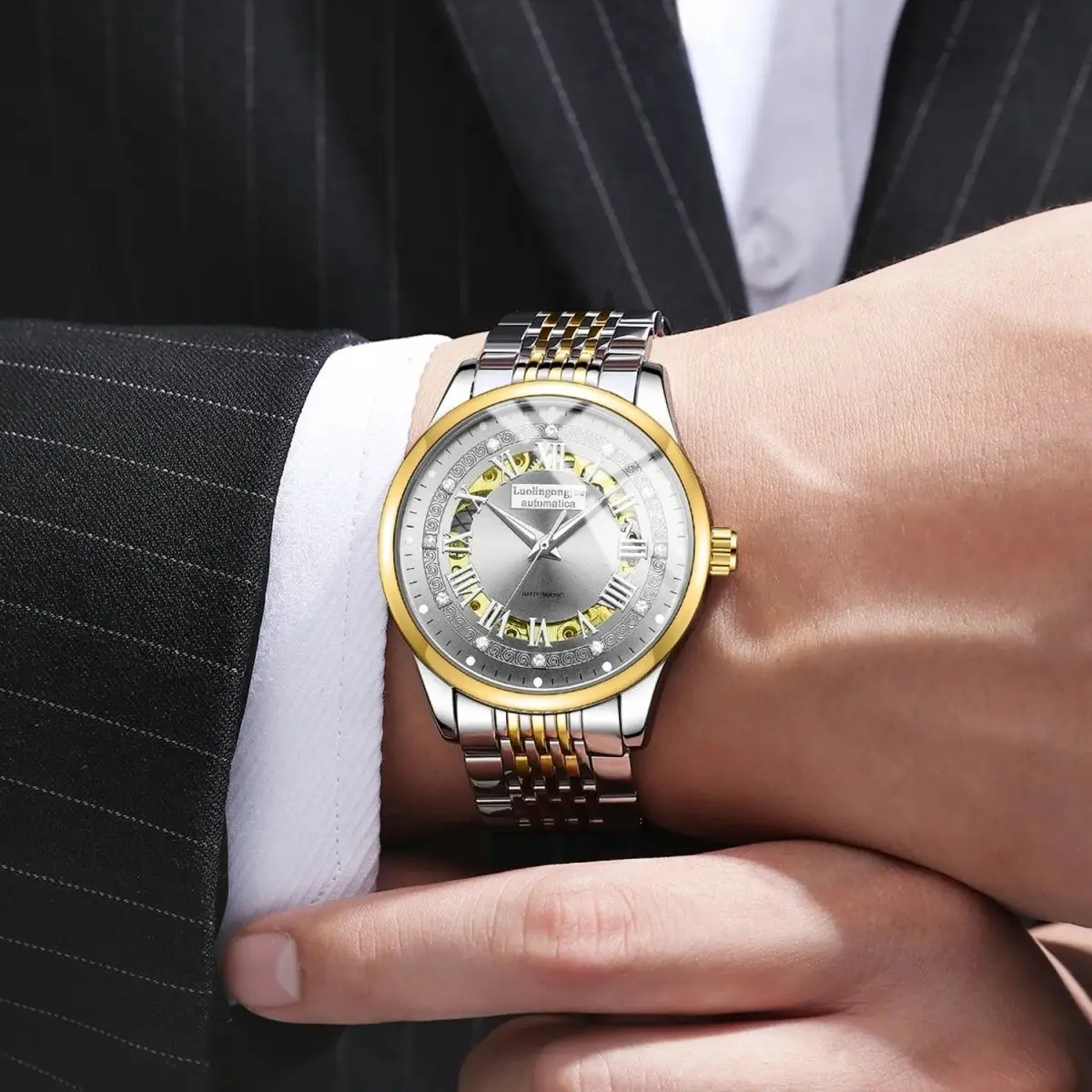 

European and American Style Brand High-End Luxury Fashion Automatic Mechanical Watch for Men, High-End Light Luxury Business Casual Versatile Personalized Watch for Men, Hollow Design, the Best Gift for Him