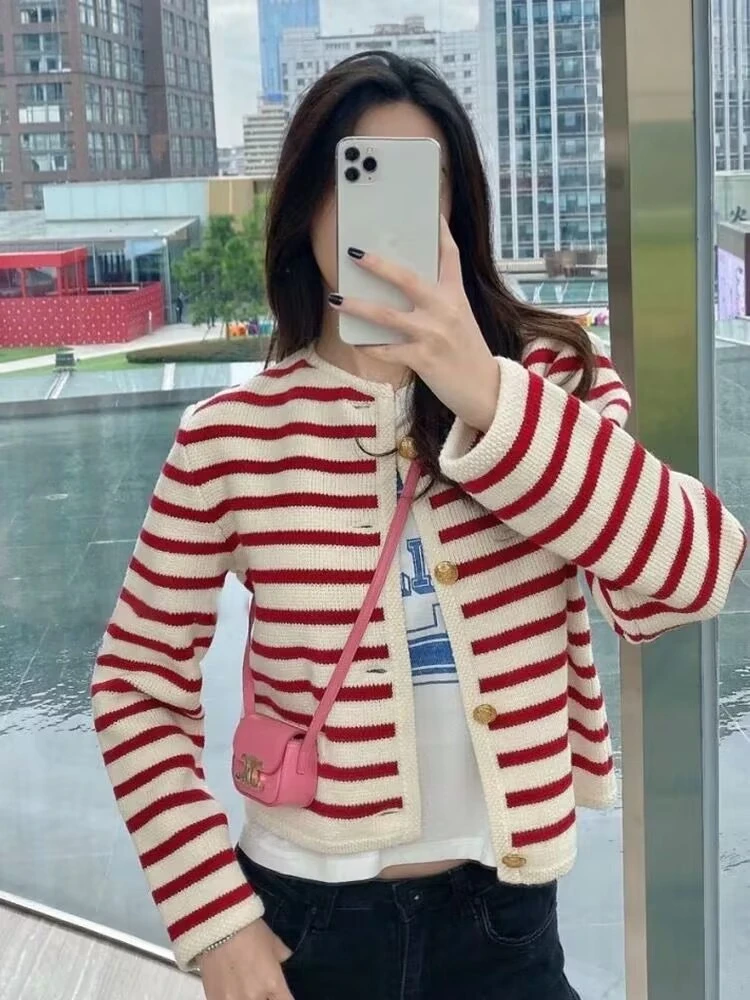 Женский полосатый кардиган с длинными рукавами и круглым вырезом на пуговицах, вязаный женский осенне-весенний вязаный однобортный кардиган, корейские короткие свитера