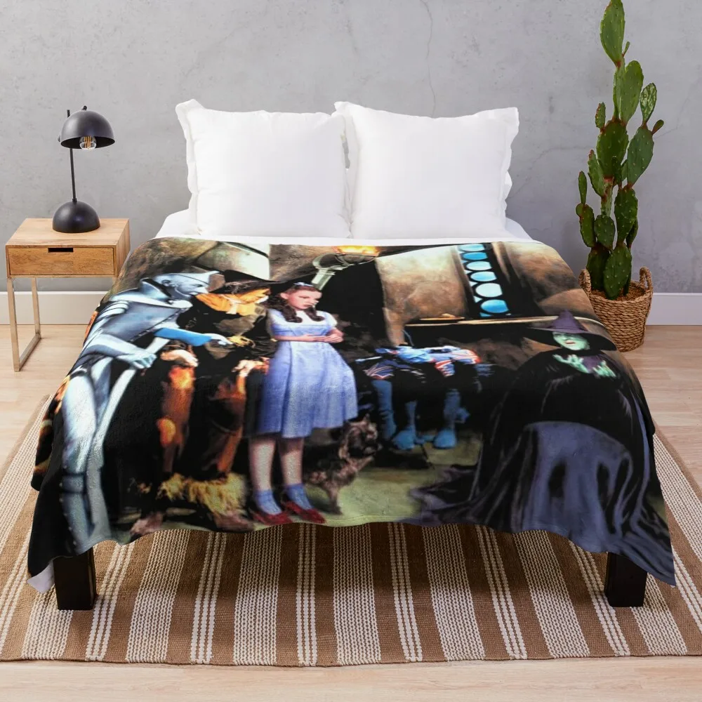 

colorized vintage design print stills oz melting with mask Throw Blanket Single Blanket Blanket Fluffy throw blanket for sofa